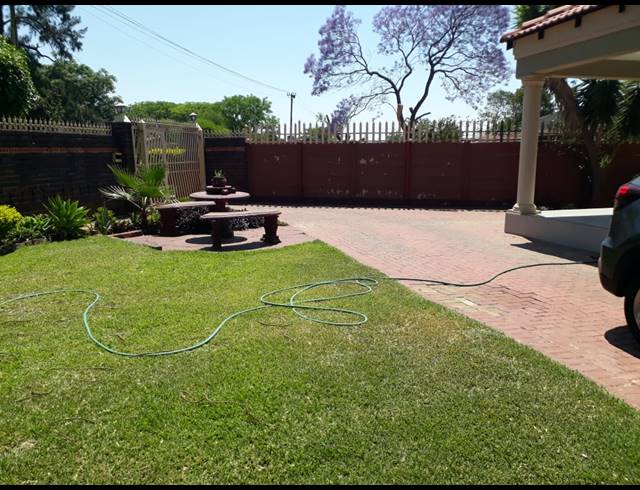 3 BEDROOM HOUSE FOR SALE IN RUSTENBURG NORTH